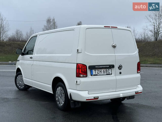 Белый Фольксваген Transporter, объемом двигателя 2 л и пробегом 203 тыс. км за 22950 $, фото 4 на Automoto.ua