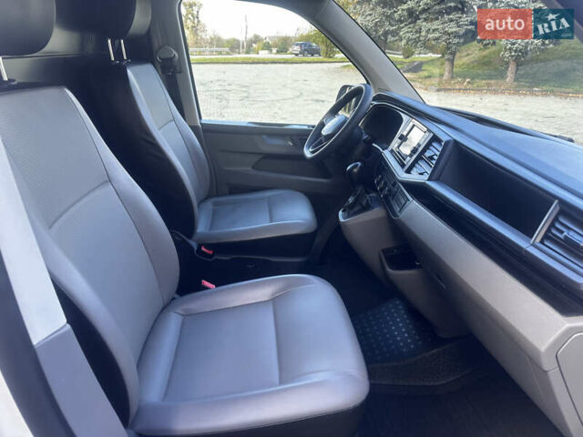 Білий Фольксваген Transporter, об'ємом двигуна 2 л та пробігом 236 тис. км за 21900 $, фото 37 на Automoto.ua