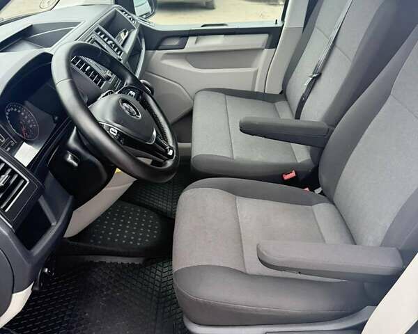 Белый Фольксваген Transporter, объемом двигателя 2 л и пробегом 179 тыс. км за 21900 $, фото 31 на Automoto.ua