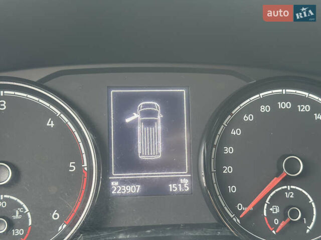 Білий Фольксваген Transporter, об'ємом двигуна 2 л та пробігом 224 тис. км за 20500 $, фото 37 на Automoto.ua