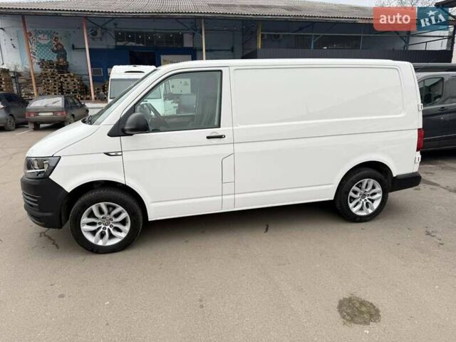 Белый Фольксваген Transporter, объемом двигателя 2 л и пробегом 179 тыс. км за 21900 $, фото 6 на Automoto.ua