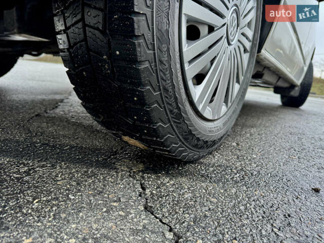 Белый Фольксваген Transporter, объемом двигателя 2 л и пробегом 203 тыс. км за 22950 $, фото 24 на Automoto.ua