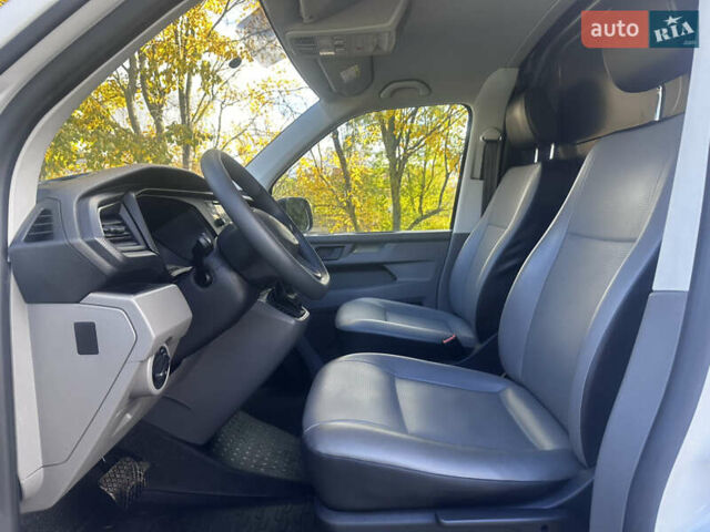 Білий Фольксваген Transporter, об'ємом двигуна 2 л та пробігом 236 тис. км за 21900 $, фото 49 на Automoto.ua