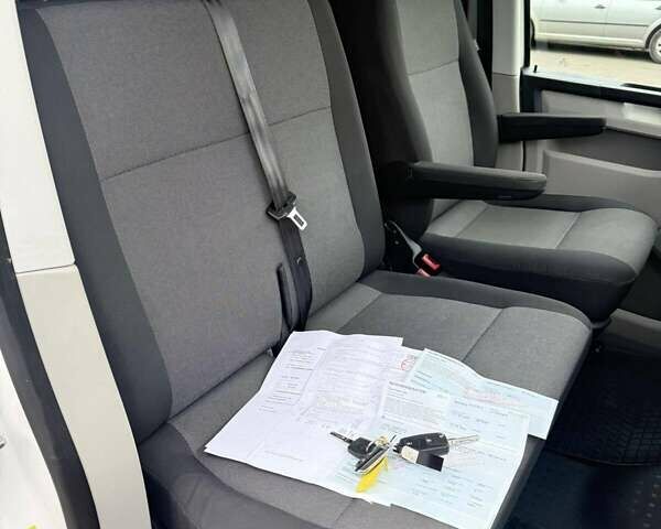 Белый Фольксваген Transporter, объемом двигателя 2 л и пробегом 179 тыс. км за 21900 $, фото 40 на Automoto.ua