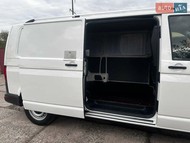 Білий Фольксваген Transporter, об'ємом двигуна 2 л та пробігом 224 тис. км за 20500 $, фото 40 на Automoto.ua