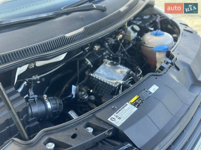 Білий Фольксваген Transporter, об'ємом двигуна 2 л та пробігом 236 тис. км за 21900 $, фото 68 на Automoto.ua