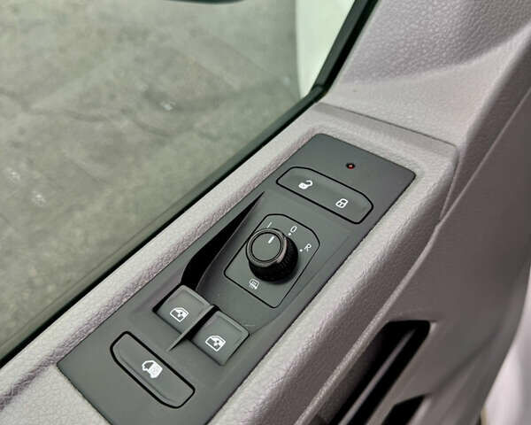 Белый Фольксваген Transporter, объемом двигателя 2 л и пробегом 203 тыс. км за 22950 $, фото 49 на Automoto.ua