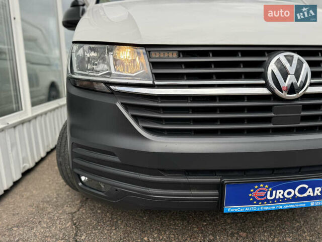 Белый Фольксваген Transporter, объемом двигателя 1.97 л и пробегом 215 тыс. км за 26500 $, фото 4 на Automoto.ua
