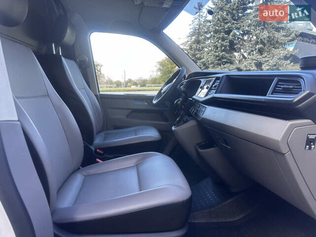 Білий Фольксваген Transporter, об'ємом двигуна 2 л та пробігом 236 тис. км за 21900 $, фото 39 на Automoto.ua