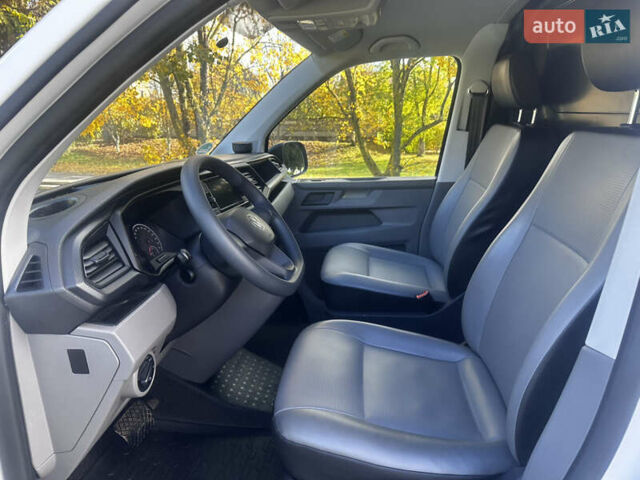 Білий Фольксваген Transporter, об'ємом двигуна 2 л та пробігом 236 тис. км за 21900 $, фото 50 на Automoto.ua