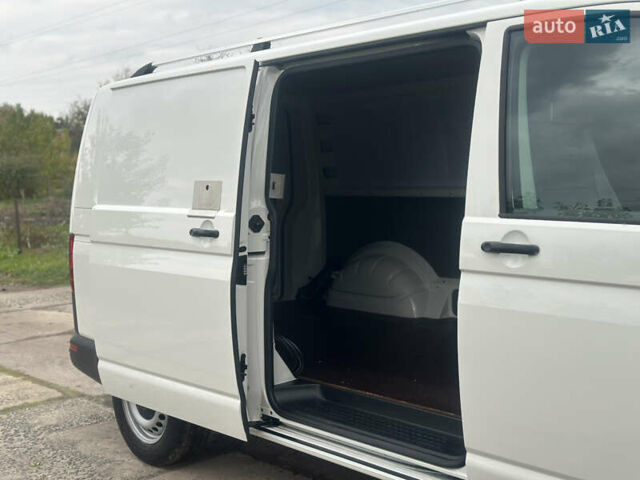 Білий Фольксваген Transporter, об'ємом двигуна 2 л та пробігом 224 тис. км за 20500 $, фото 39 на Automoto.ua