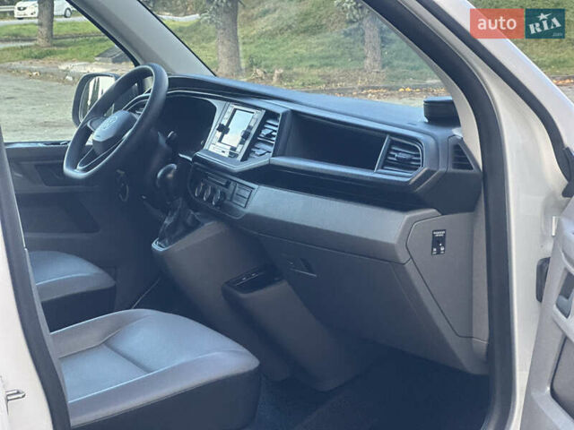 Білий Фольксваген Transporter, об'ємом двигуна 2 л та пробігом 236 тис. км за 21900 $, фото 33 на Automoto.ua