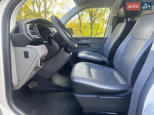 Білий Фольксваген Transporter, об'ємом двигуна 2 л та пробігом 236 тис. км за 21900 $, фото 51 на Automoto.ua