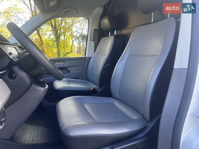 Белый Фольксваген Transporter, объемом двигателя 2 л и пробегом 236 тыс. км за 22500 $, фото 35 на Automoto.ua