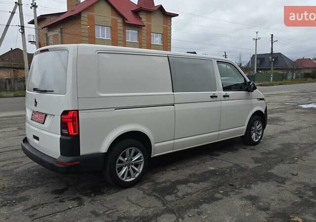Білий Фольксваген Transporter, об'ємом двигуна 2 л та пробігом 220 тис. км за 25700 $, фото 1 на Automoto.ua