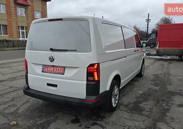 Білий Фольксваген Transporter, об'ємом двигуна 2 л та пробігом 220 тис. км за 25700 $, фото 4 на Automoto.ua