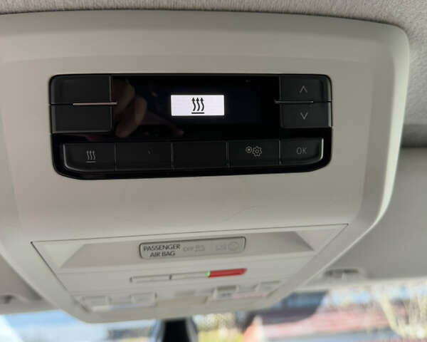 Белый Фольксваген Transporter, объемом двигателя 2 л и пробегом 251 тыс. км за 28550 $, фото 88 на Automoto.ua