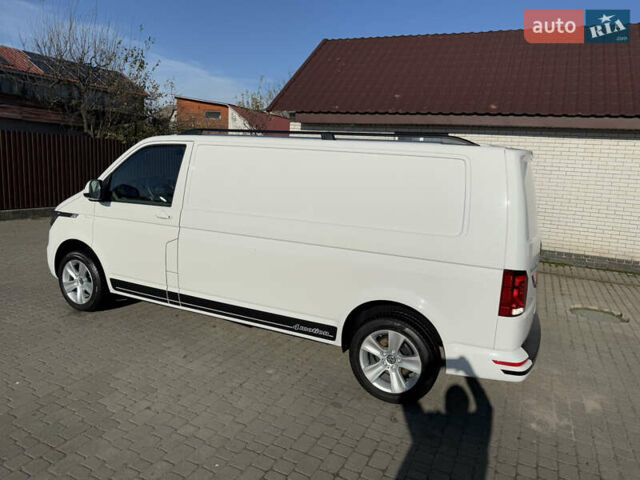 Белый Фольксваген Transporter, объемом двигателя 2 л и пробегом 251 тыс. км за 28550 $, фото 118 на Automoto.ua