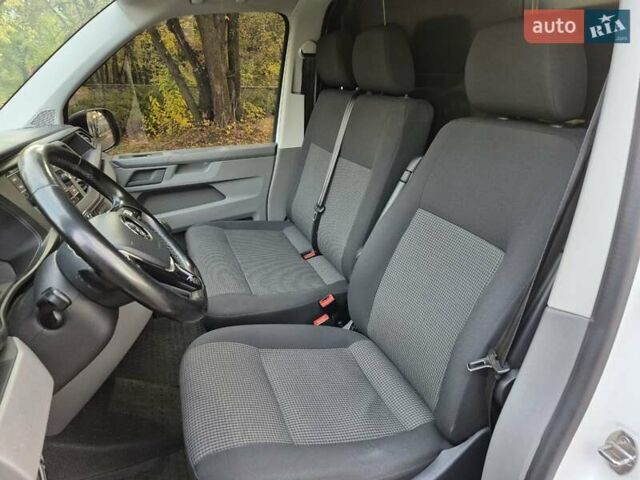 Белый Фольксваген Transporter, объемом двигателя 1.97 л и пробегом 182 тыс. км за 23900 $, фото 10 на Automoto.ua