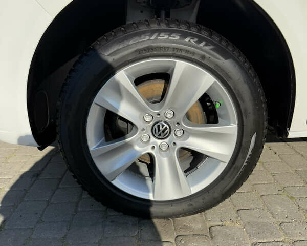 Белый Фольксваген Transporter, объемом двигателя 2 л и пробегом 251 тыс. км за 28550 $, фото 105 на Automoto.ua