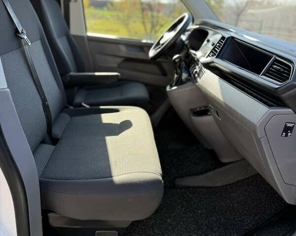 Белый Фольксваген Transporter, объемом двигателя 2 л и пробегом 251 тыс. км за 28550 $, фото 53 на Automoto.ua