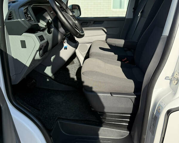 Белый Фольксваген Transporter, объемом двигателя 2 л и пробегом 251 тыс. км за 28550 $, фото 64 на Automoto.ua