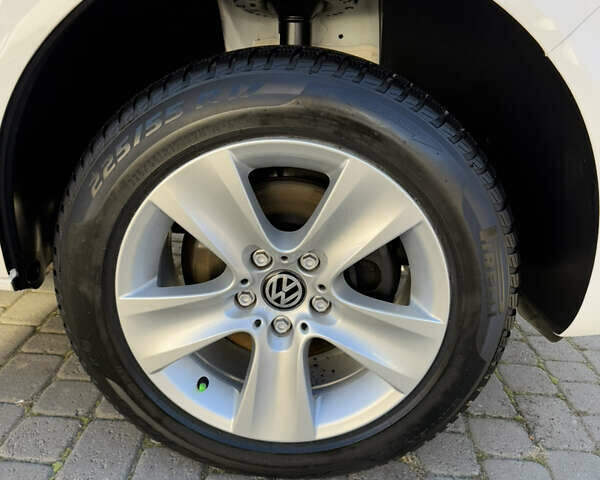 Белый Фольксваген Transporter, объемом двигателя 2 л и пробегом 251 тыс. км за 28550 $, фото 107 на Automoto.ua