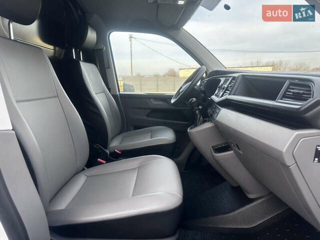 Белый Фольксваген Transporter, объемом двигателя 2 л и пробегом 112 тыс. км за 25500 $, фото 36 на Automoto.ua