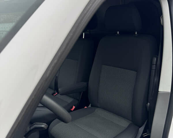 Белый Фольксваген Transporter, объемом двигателя 1.97 л и пробегом 5 тыс. км за 32800 $, фото 56 на Automoto.ua