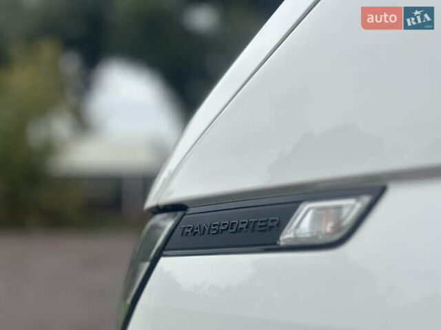 Белый Фольксваген Transporter, объемом двигателя 2 л и пробегом 112 тыс. км за 25500 $, фото 28 на Automoto.ua