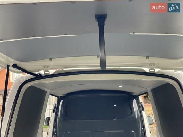 Белый Фольксваген Transporter, объемом двигателя 2 л и пробегом 19 тыс. км за 36900 $, фото 21 на Automoto.ua