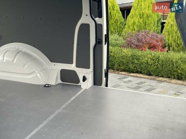 Белый Фольксваген Transporter, объемом двигателя 2 л и пробегом 19 тыс. км за 36900 $, фото 17 на Automoto.ua
