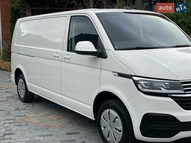 Белый Фольксваген Transporter, объемом двигателя 2 л и пробегом 19 тыс. км за 36900 $, фото 1 на Automoto.ua