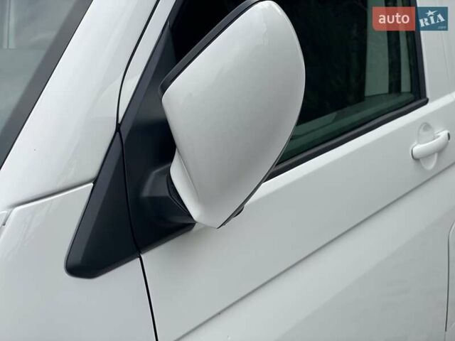 Белый Фольксваген Transporter, объемом двигателя 2 л и пробегом 19 тыс. км за 36900 $, фото 3 на Automoto.ua