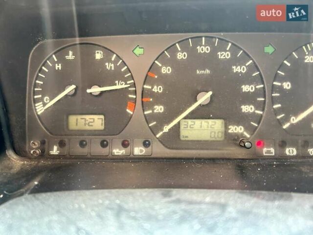 Белый Фольксваген Transporter, объемом двигателя 1.9 л и пробегом 322 тыс. км за 3000 $, фото 1 на Automoto.ua