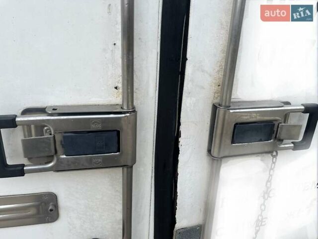 Белый Фольксваген Transporter, объемом двигателя 2.46 л и пробегом 534 тыс. км за 5800 $, фото 6 на Automoto.ua