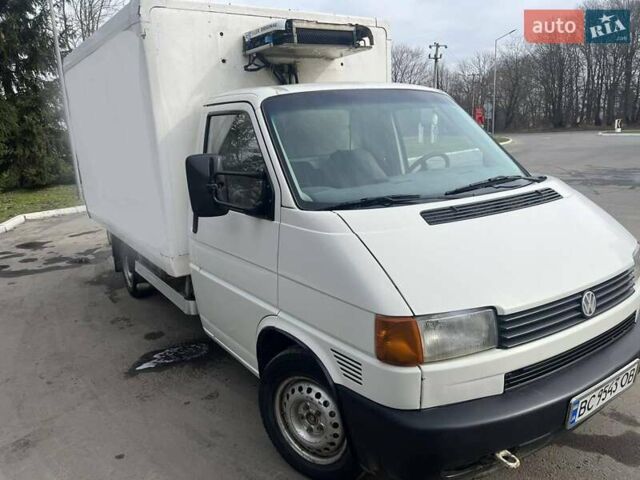 Белый Фольксваген Transporter, объемом двигателя 2.46 л и пробегом 534 тыс. км за 5800 $, фото 1 на Automoto.ua