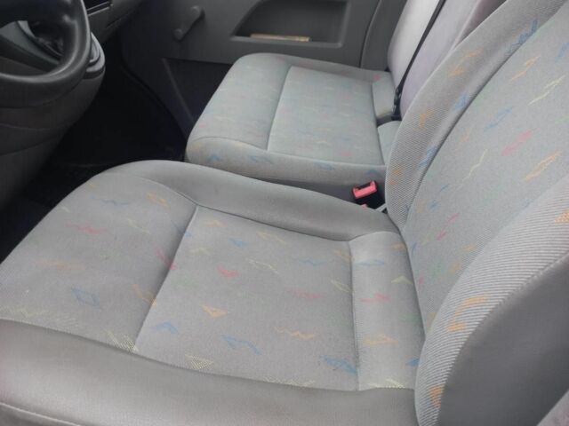 Белый Фольксваген Transporter, объемом двигателя 0 л и пробегом 200 тыс. км за 5500 $, фото 4 на Automoto.ua