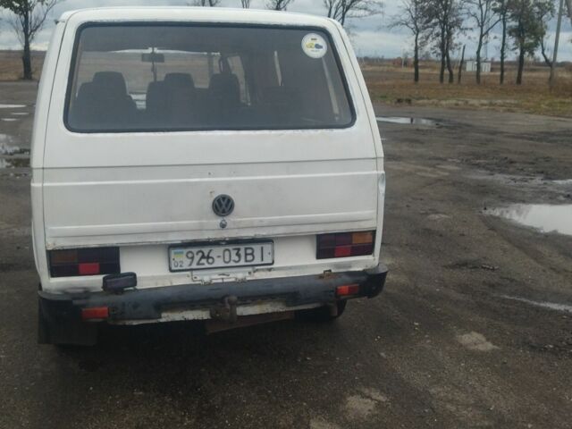 Белый Фольксваген Transporter, объемом двигателя 1.6 л и пробегом 400 тыс. км за 1800 $, фото 1 на Automoto.ua