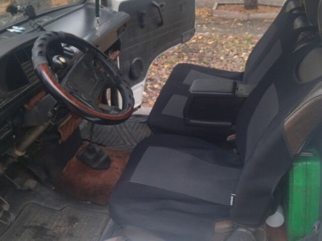 Белый Фольксваген Transporter, объемом двигателя 1.6 л и пробегом 400 тыс. км за 1800 $, фото 6 на Automoto.ua