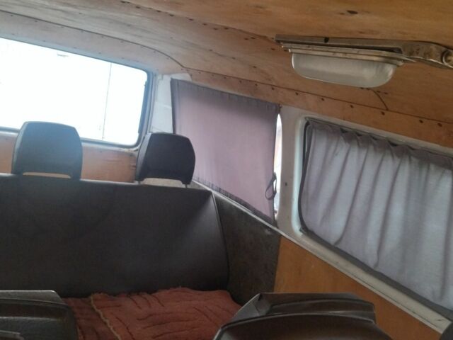 Белый Фольксваген Transporter, объемом двигателя 1.6 л и пробегом 400 тыс. км за 1800 $, фото 8 на Automoto.ua