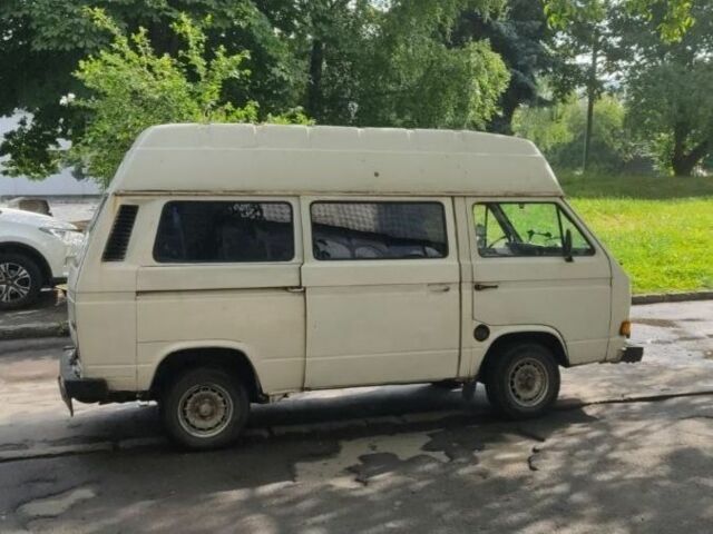 Белый Фольксваген Transporter, объемом двигателя 1.6 л и пробегом 200 тыс. км за 2088 $, фото 2 на Automoto.ua