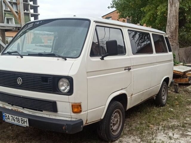 Белый Фольксваген Transporter, объемом двигателя 1.9 л и пробегом 300 тыс. км за 2603 $, фото 3 на Automoto.ua