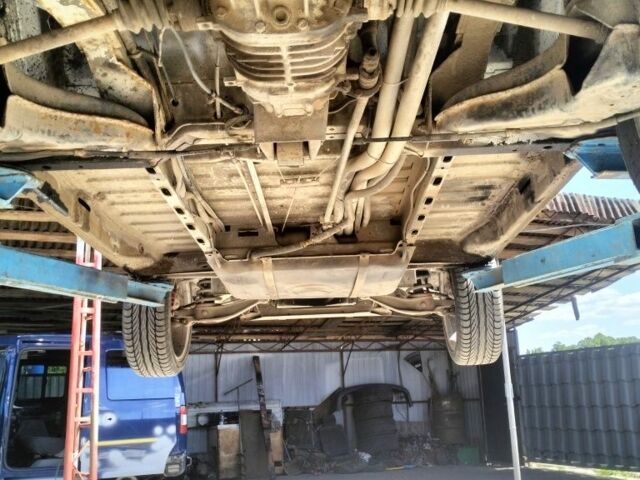 Белый Фольксваген Transporter, объемом двигателя 1.6 л и пробегом 200 тыс. км за 5300 $, фото 12 на Automoto.ua