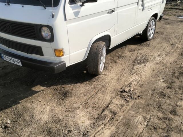 Белый Фольксваген Transporter, объемом двигателя 1.6 л и пробегом 200 тыс. км за 5300 $, фото 5 на Automoto.ua