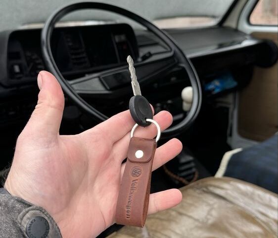 Белый Фольксваген Transporter, объемом двигателя 1.9 л и пробегом 400 тыс. км за 1900 $, фото 18 на Automoto.ua