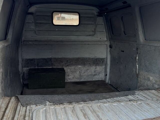 Белый Фольксваген Transporter, объемом двигателя 1.9 л и пробегом 400 тыс. км за 1900 $, фото 23 на Automoto.ua