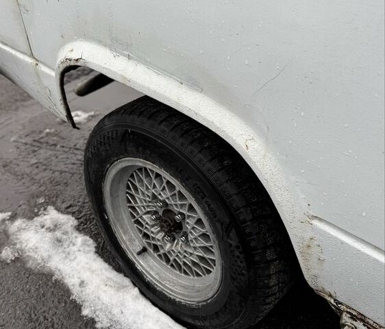 Белый Фольксваген Transporter, объемом двигателя 1.9 л и пробегом 400 тыс. км за 1900 $, фото 13 на Automoto.ua