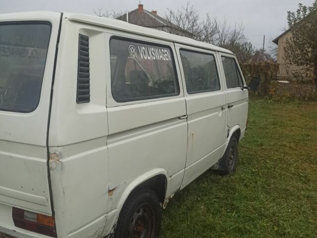 Белый Фольксваген Transporter, объемом двигателя 9 л и пробегом 321 тыс. км за 1250 $, фото 4 на Automoto.ua