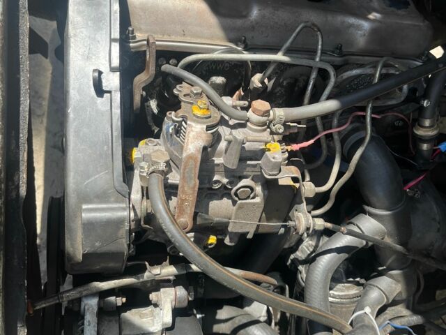 Білий Фольксваген Transporter, об'ємом двигуна 1.6 л та пробігом 300 тис. км за 1900 $, фото 12 на Automoto.ua